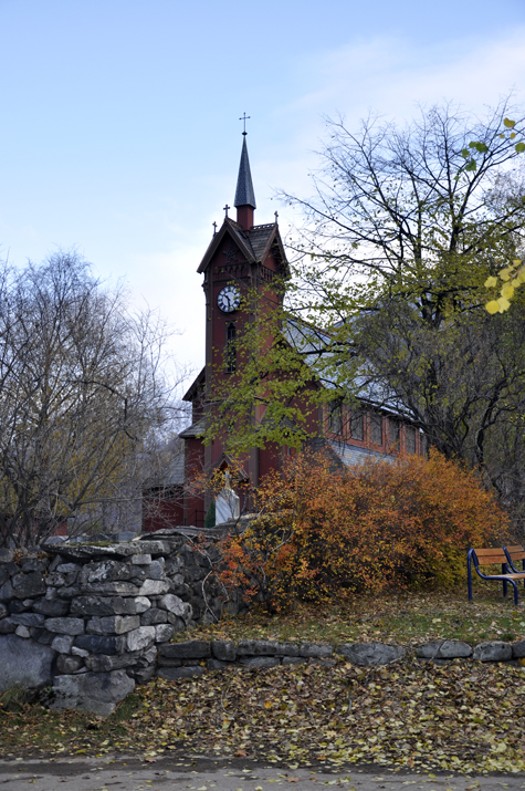 Kyrkjegarden på Årdalstangen